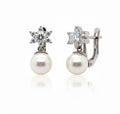 0.80 Karat İnci Detaylı Küpe